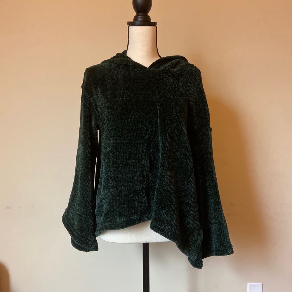 Gillian & O’malley Green Sweater